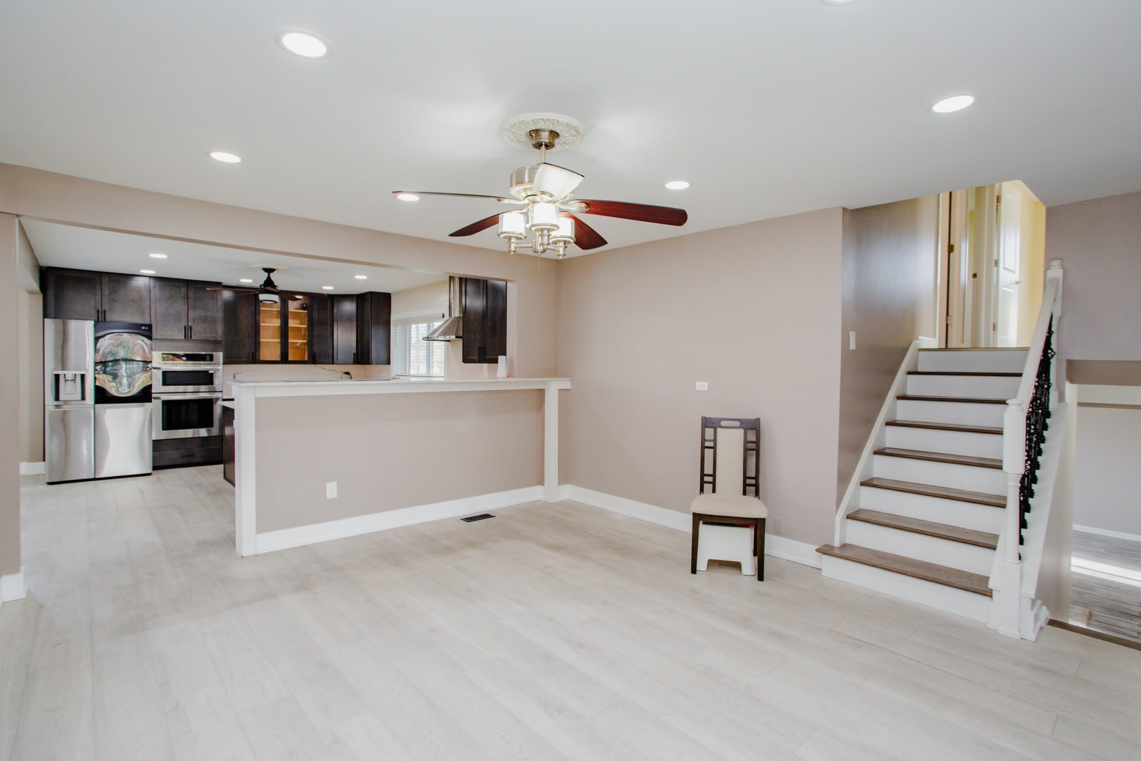 720 Durham Lane – photo 5
