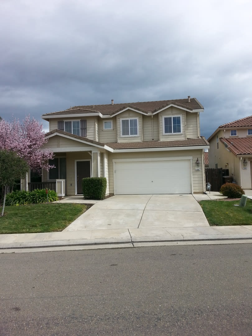 Elk Grove – photo 1