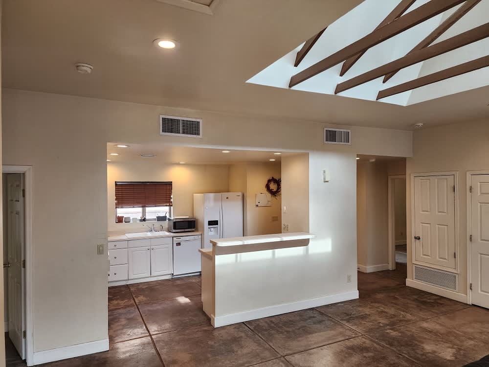 1434 East Elm Street – photo 1