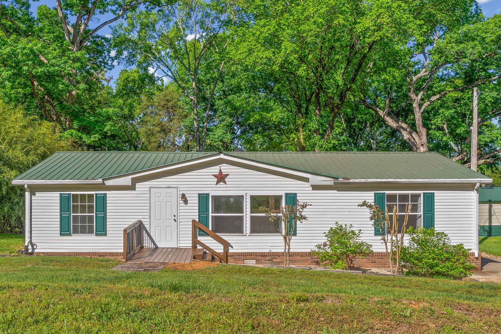 Flat lot on KY Lake that featuring year round Sunset views! – photo 2