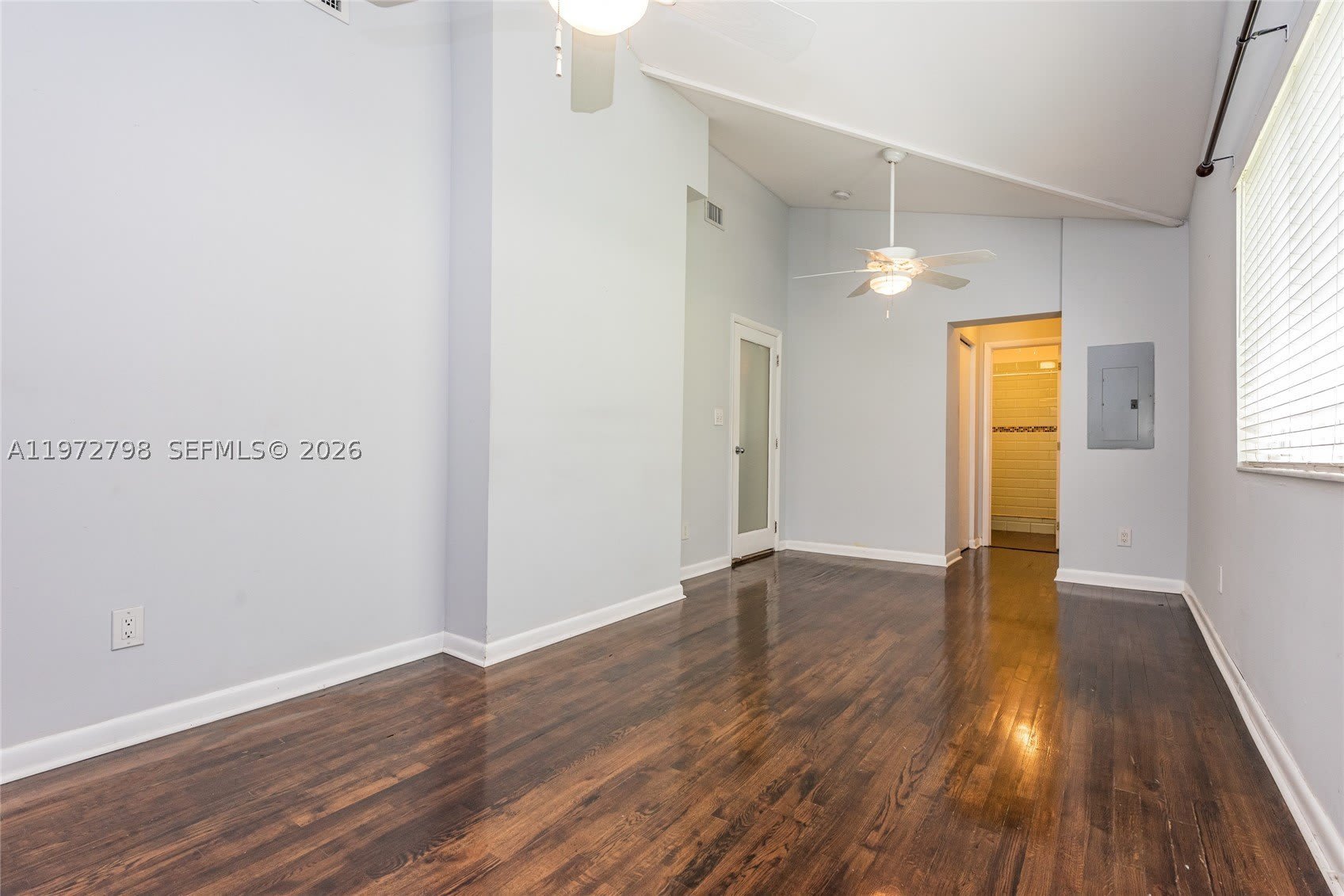 330 Ne 86 St – photo 4