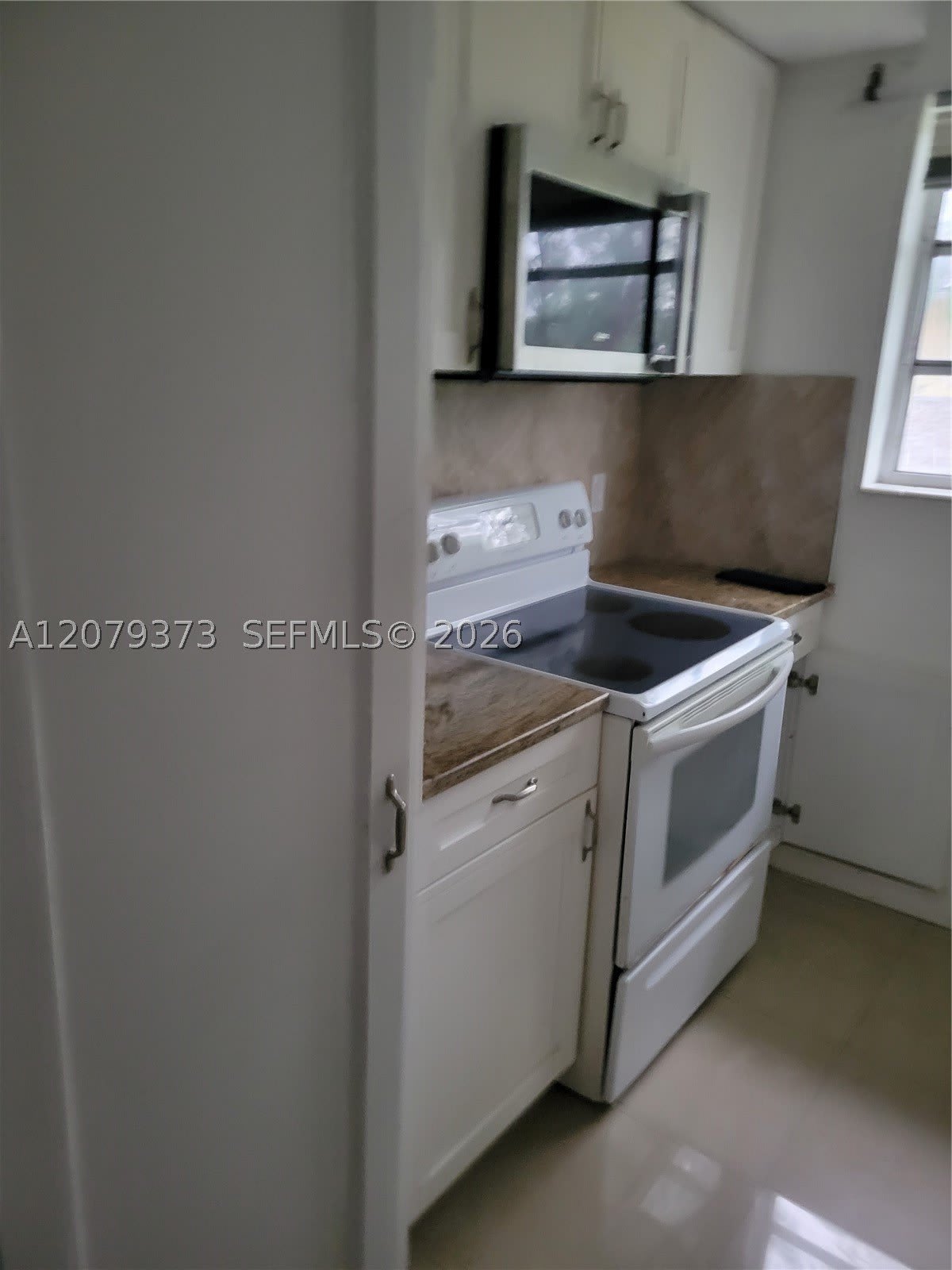 7725 Carlyle Ave – photo 5