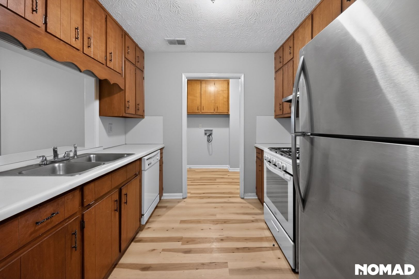 Newly Renovated 3BR Triplex in Conyers – photo 3