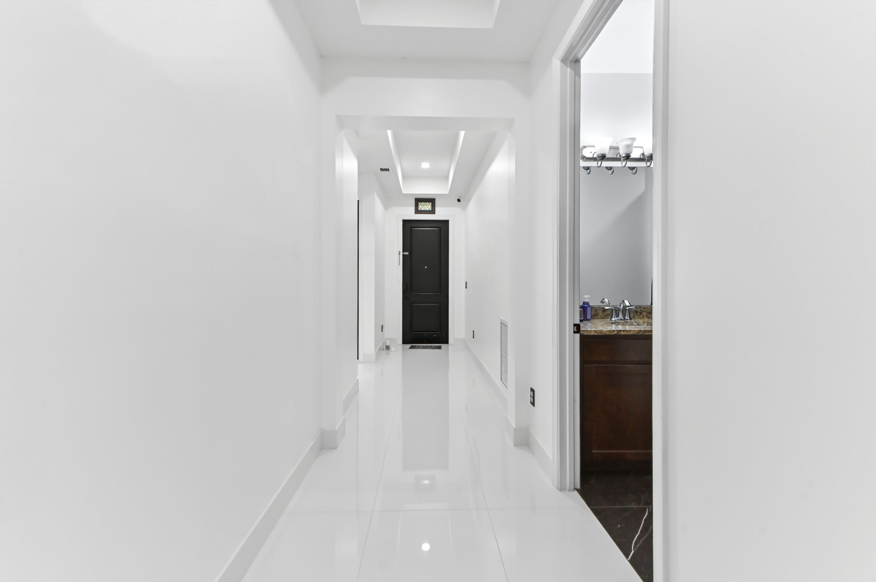 7461 Moonrise Drive – photo 4