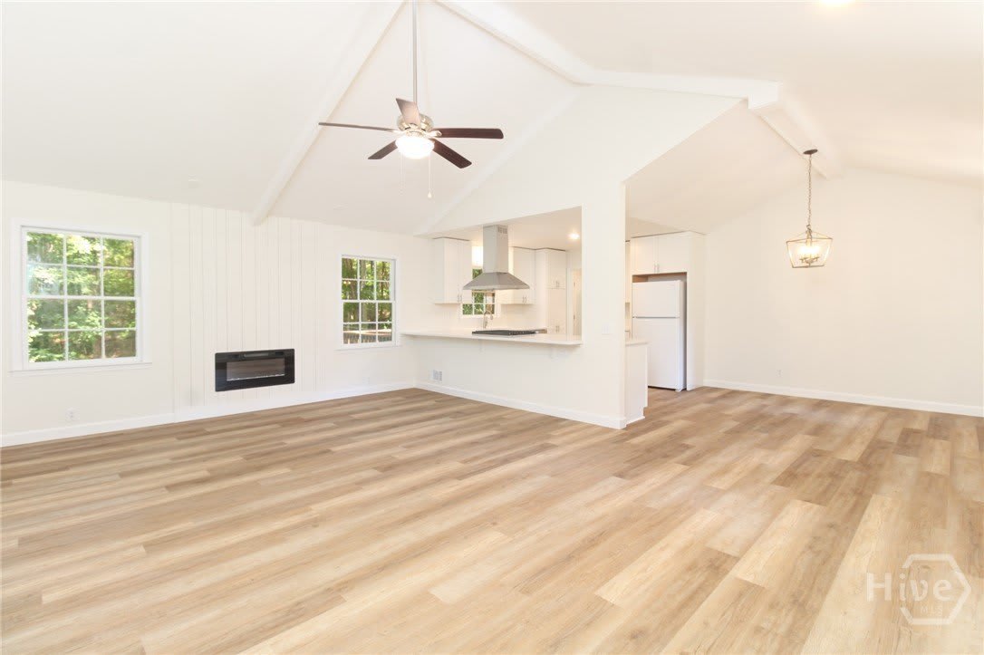 1191 Arrowhead Road – photo 5