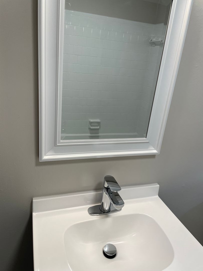 Two Bedroom 1.5 Bath Townhome for Rent – photo 2