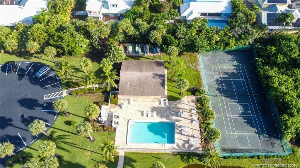 2370 NE Ocean Boulevard – photo 2