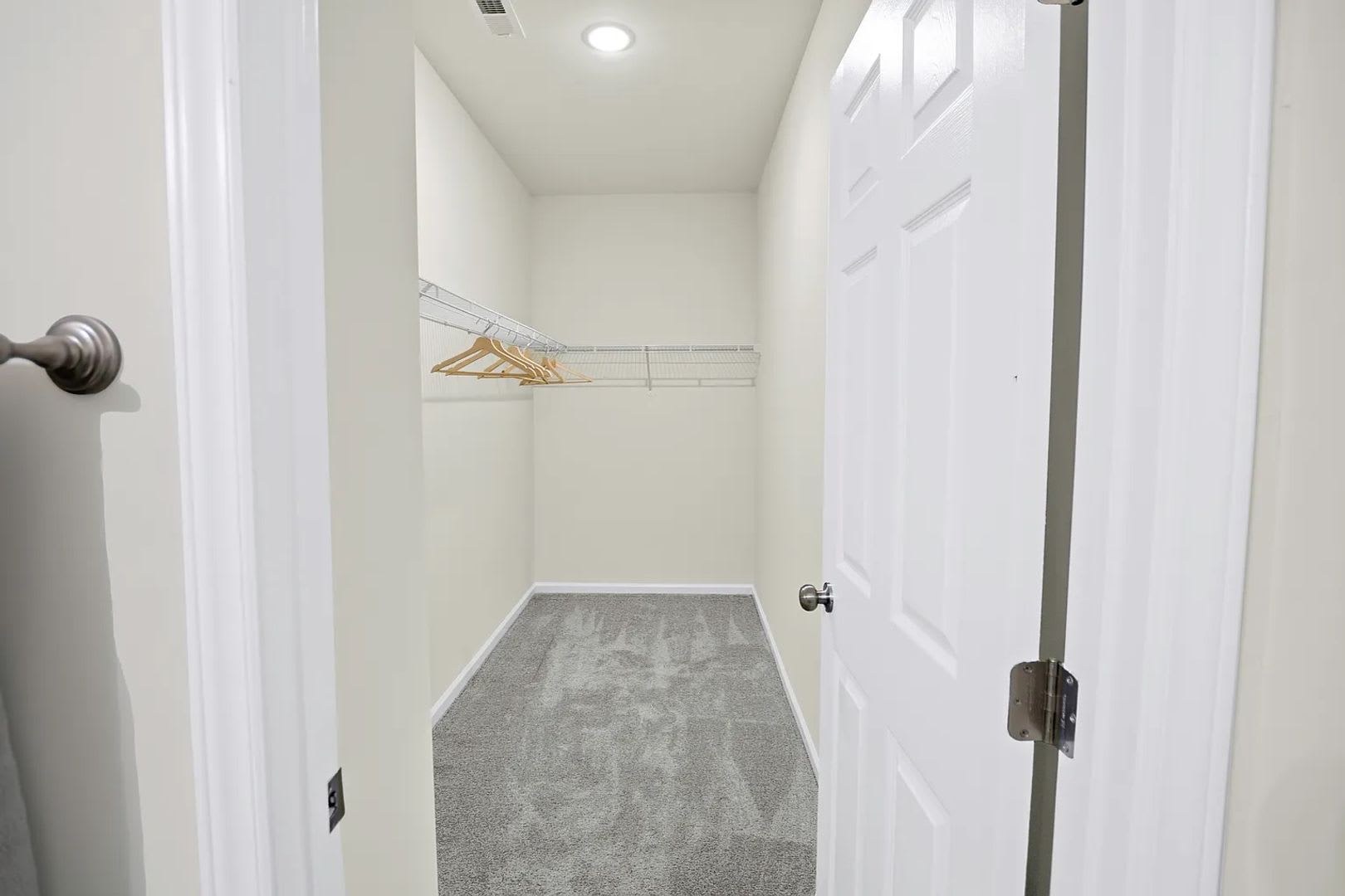 Room In 3 Bedroom Home In Charlotte – photo 2