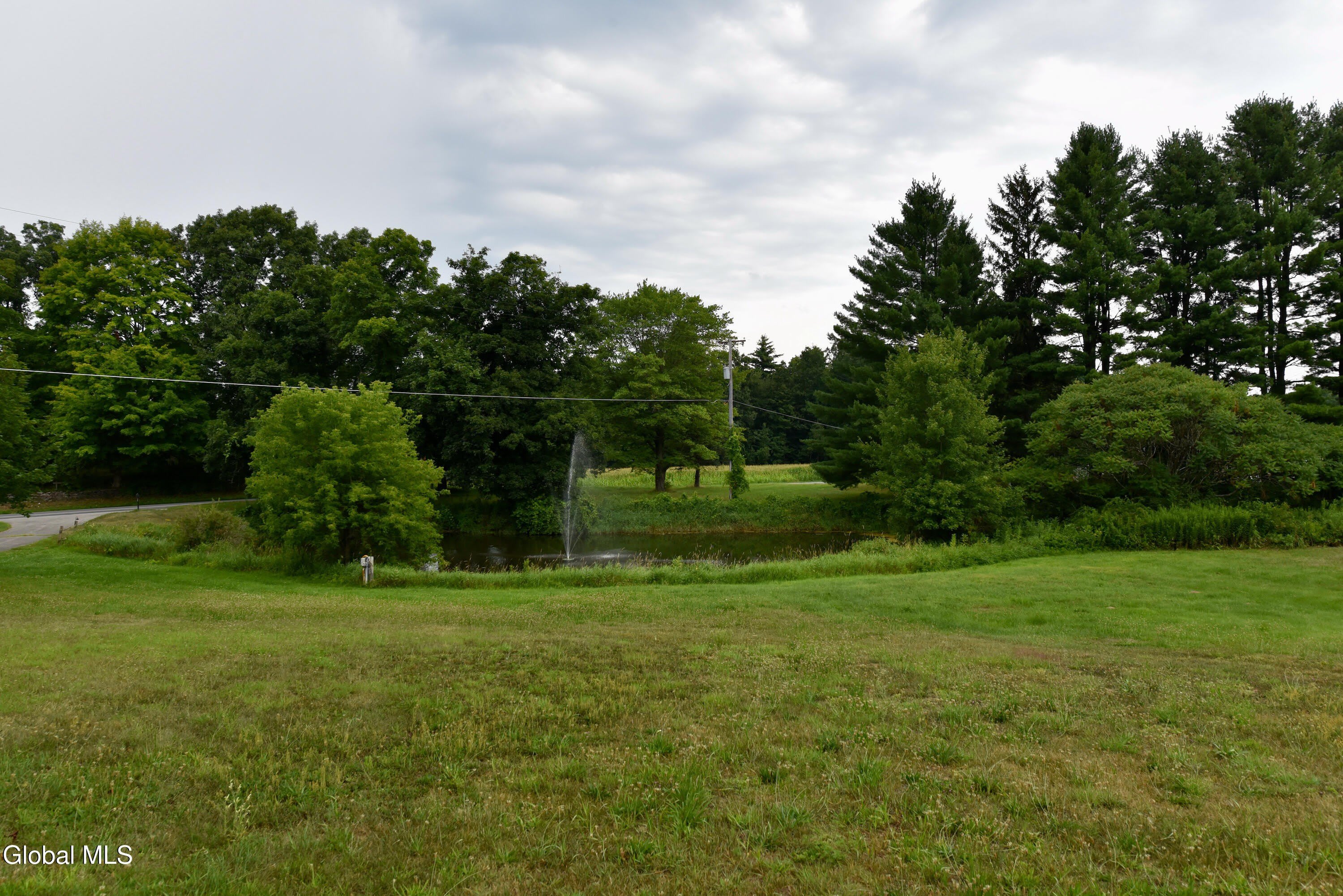 434 Burgoyne Road – photo 3