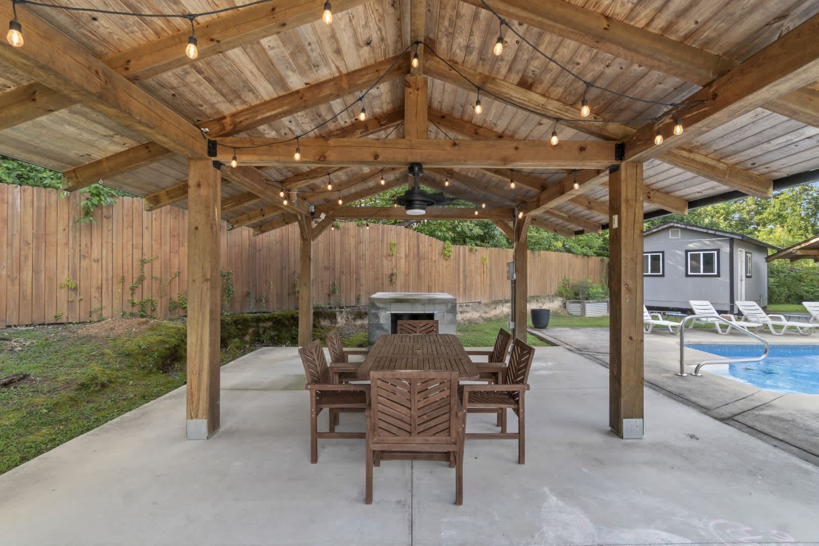 2541 Cross Winds Ln – photo 2