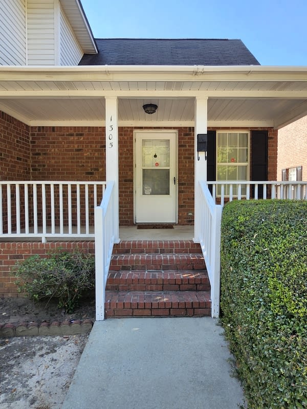 1305 Melrose Heights Street – photo 3