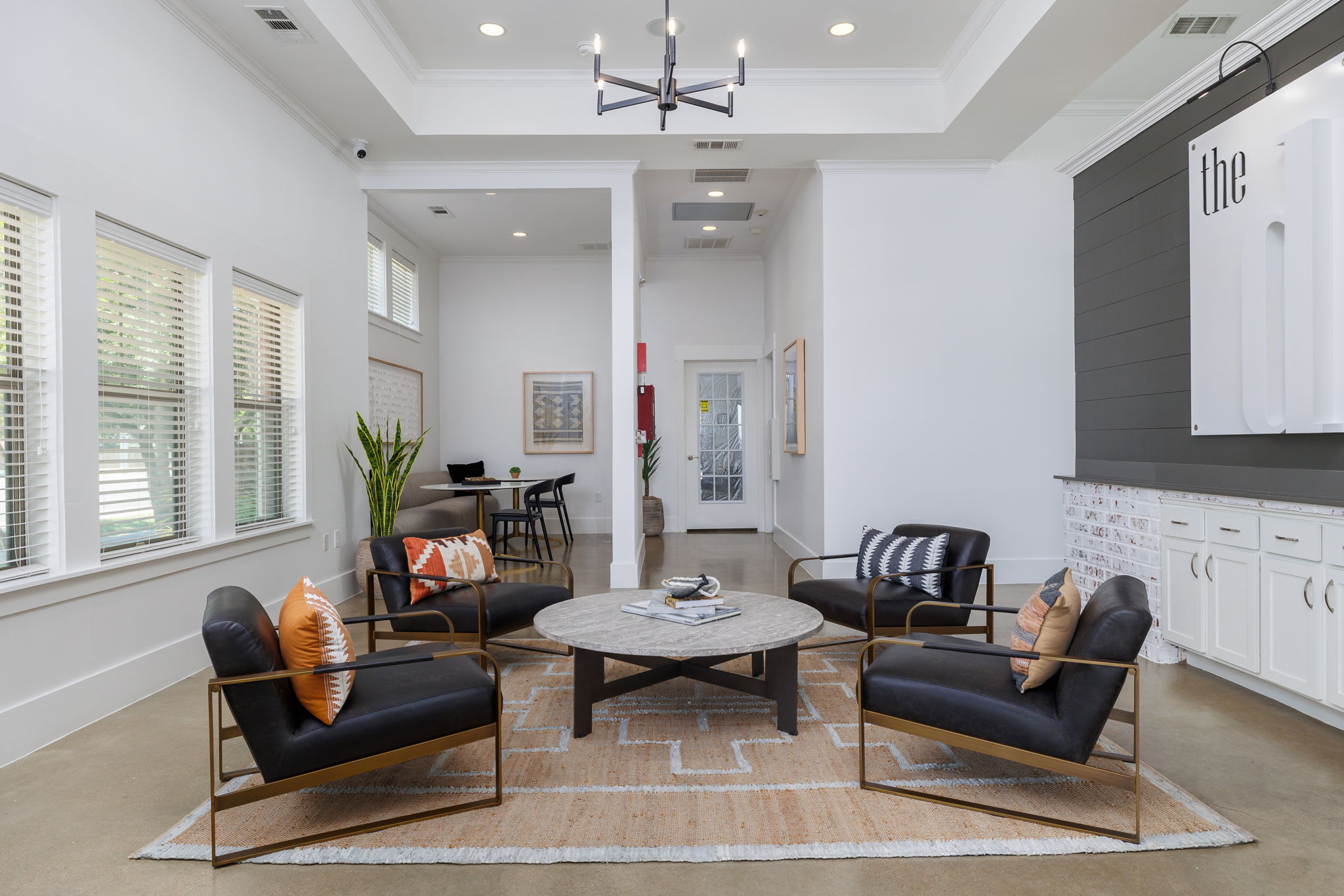 1907 Poage Ave – photo 3