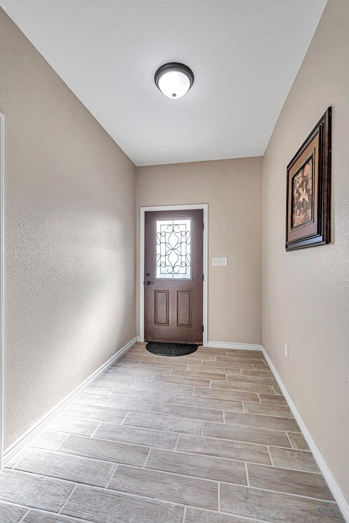 1100 Osprey Dr – photo 3