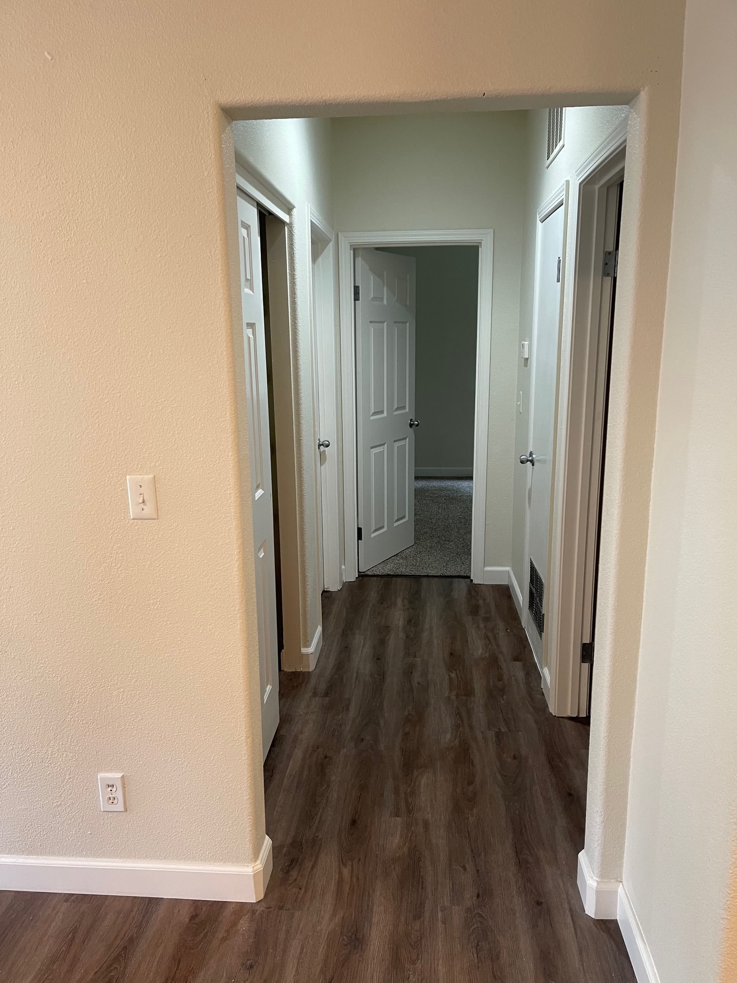 1072 Prospect Ave – photo 4
