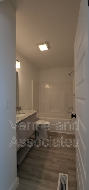 1091 Kentucky Ave – photo 4