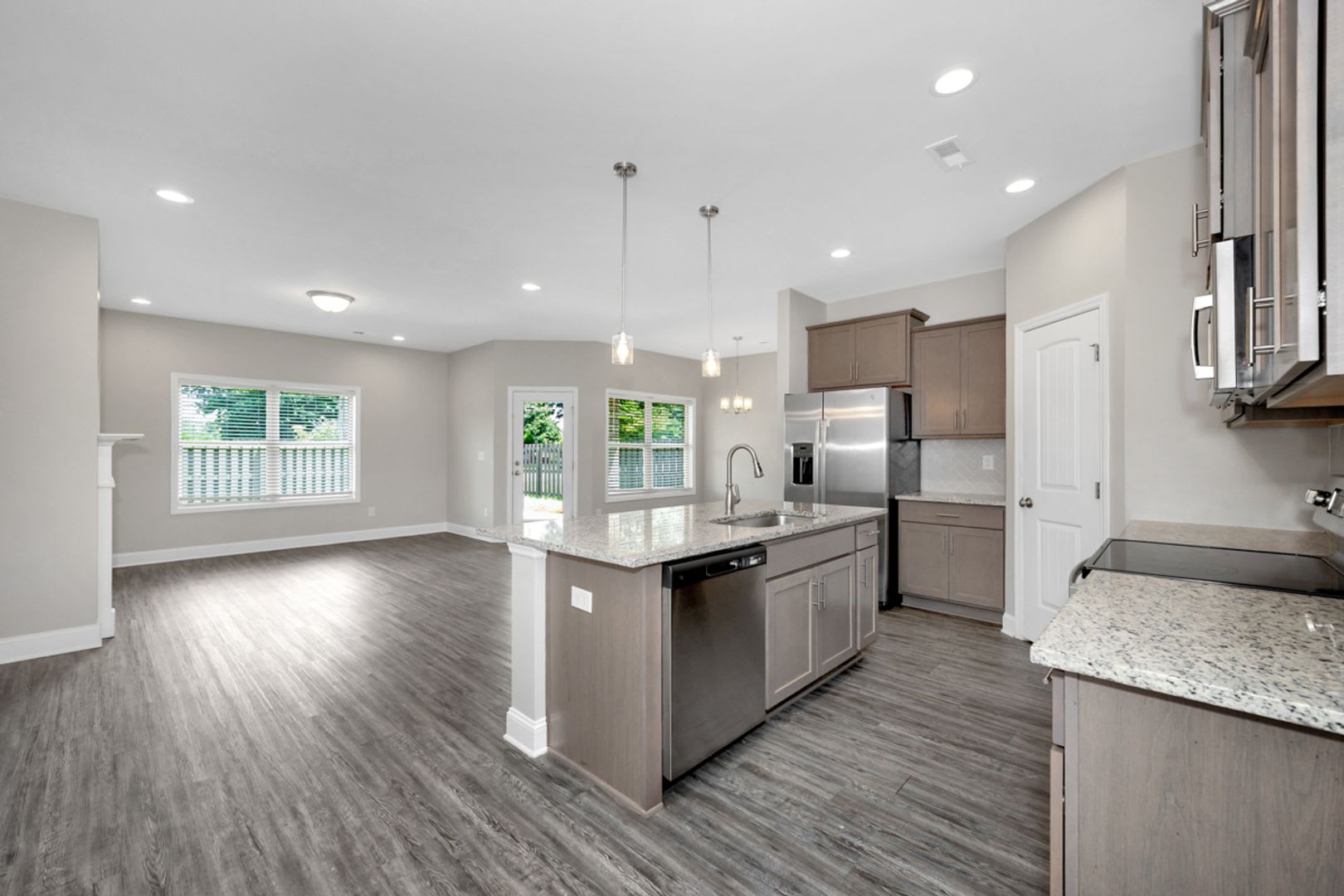 Find your new home today! – photo 4