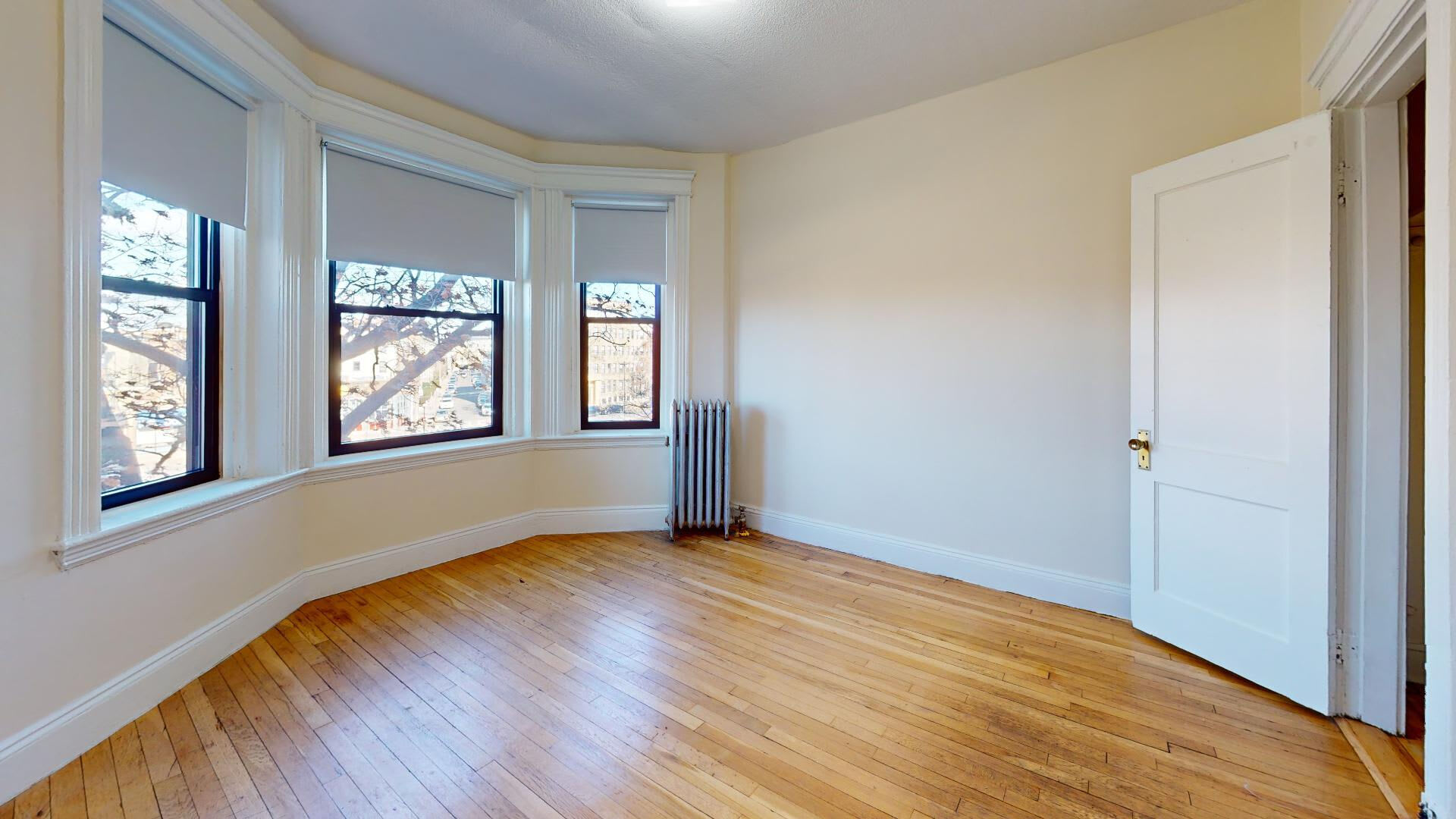 Bowdoin School Apartments – photo 2