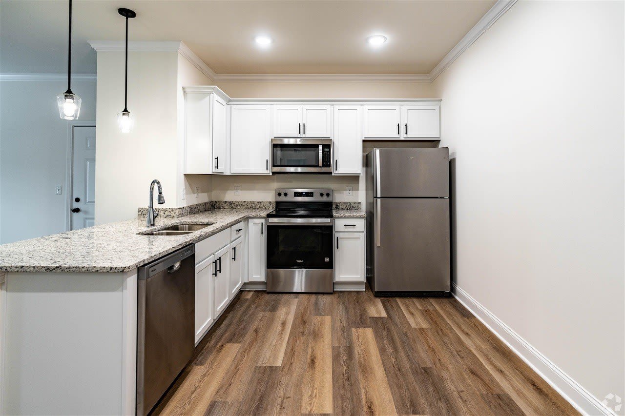 8573 Grove Park Street – photo 4