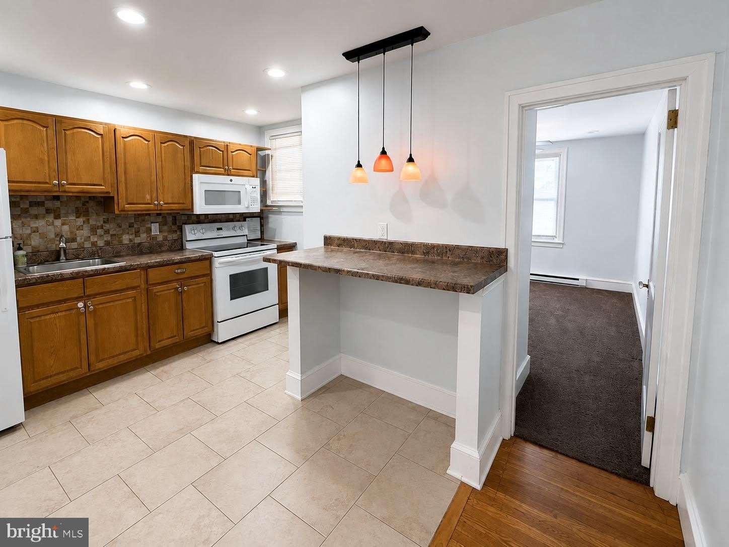 6250 ERDRICK Street – photo 1
