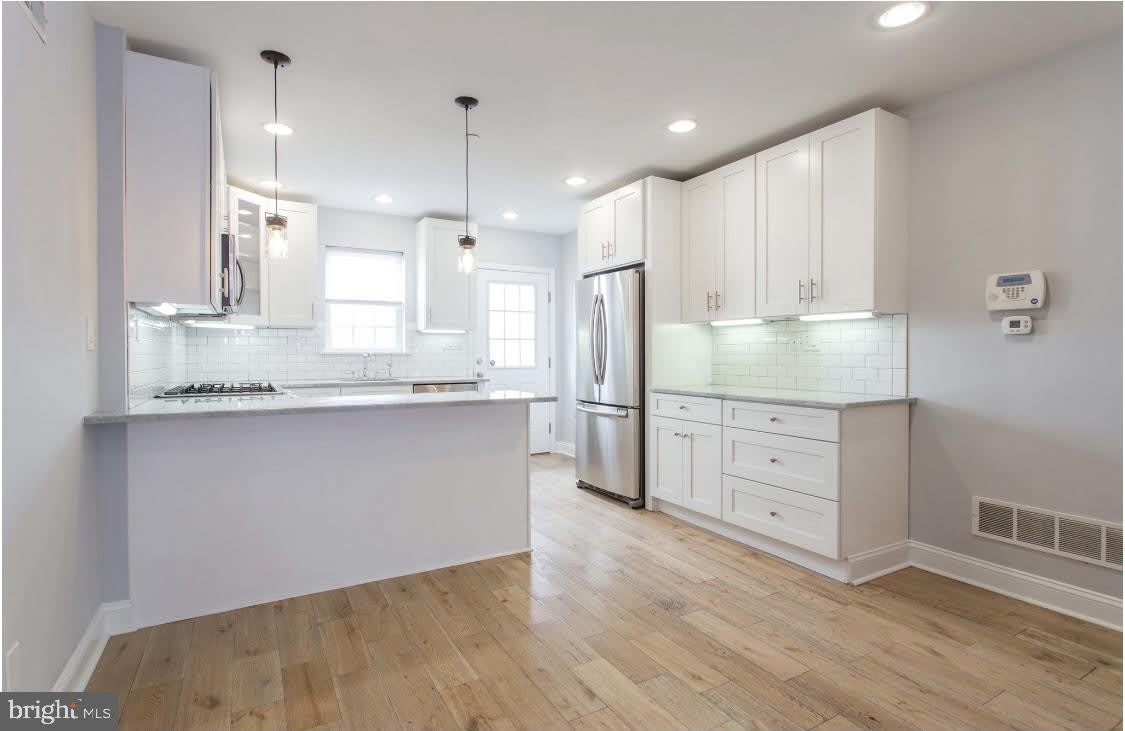 1322 S BANCROFT Street – photo 4
