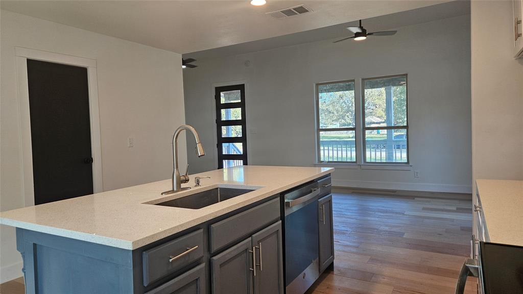 502 Walker Street – photo 2