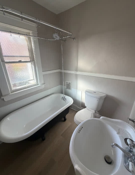 2764 East 124th Street – photo 3