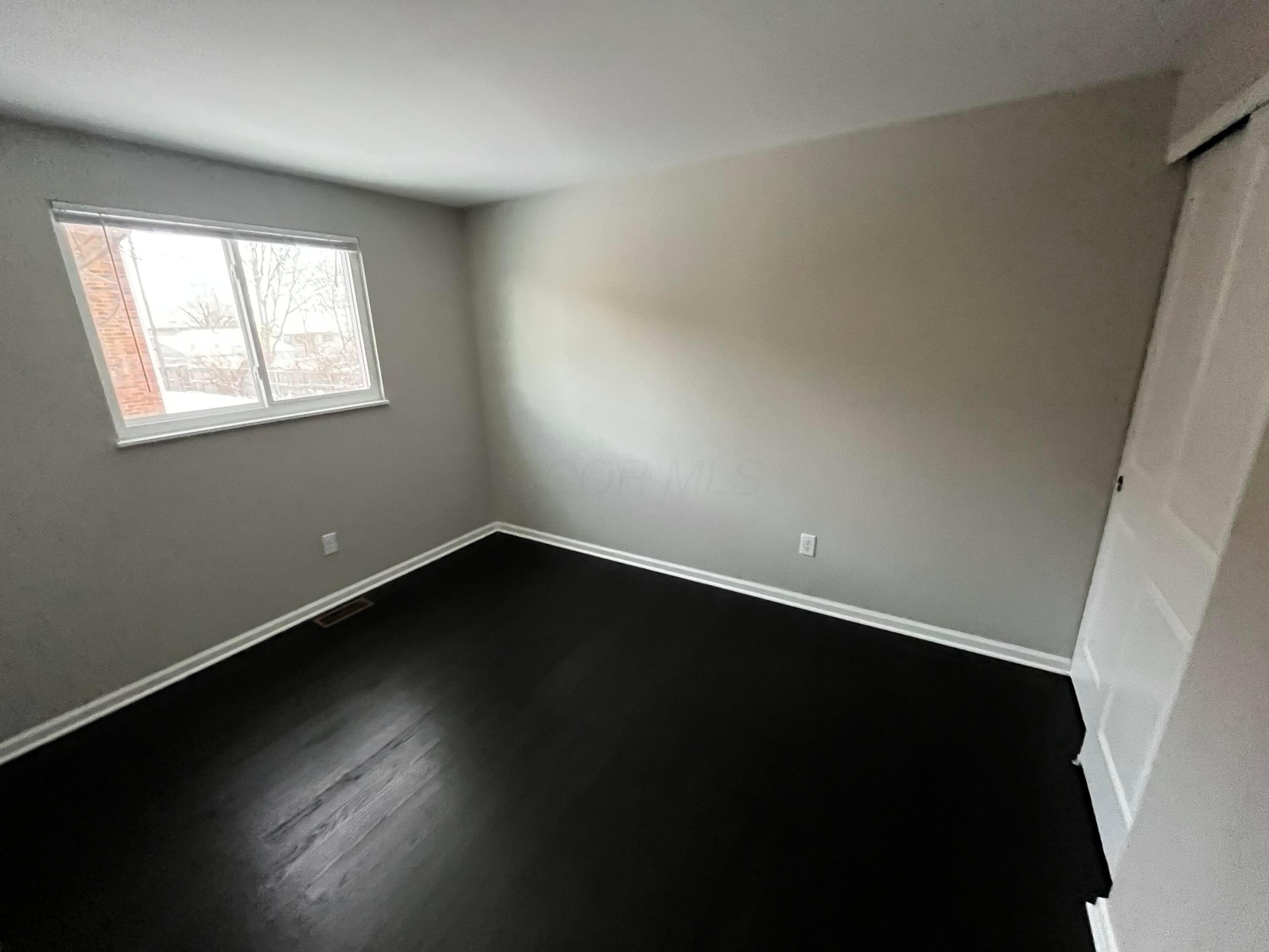 4669 Hilton Avenue – photo 5