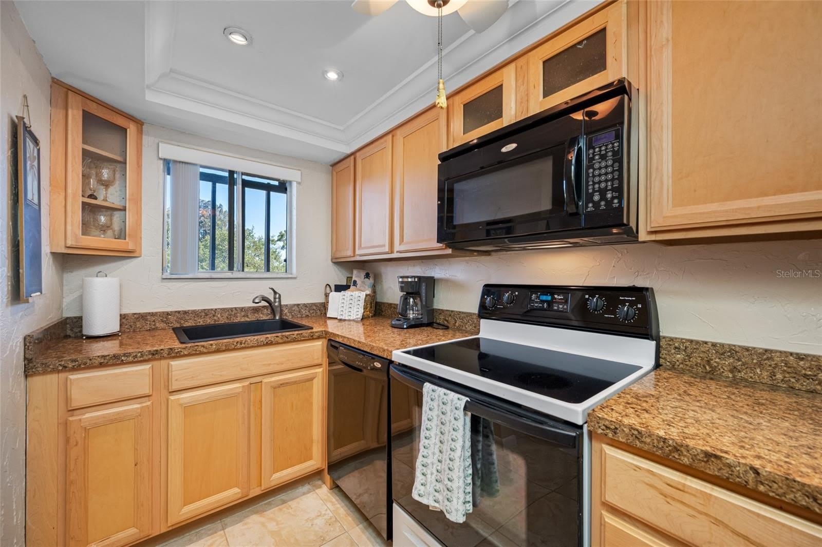 1243 S MARTIN LUTHER KING JR Avenue – photo 5