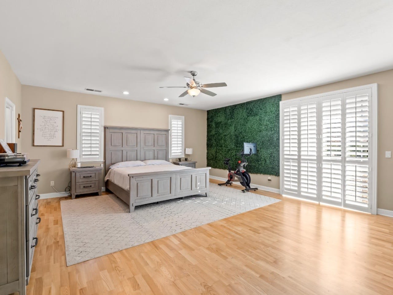 6319 Lupine Dr – photo 2