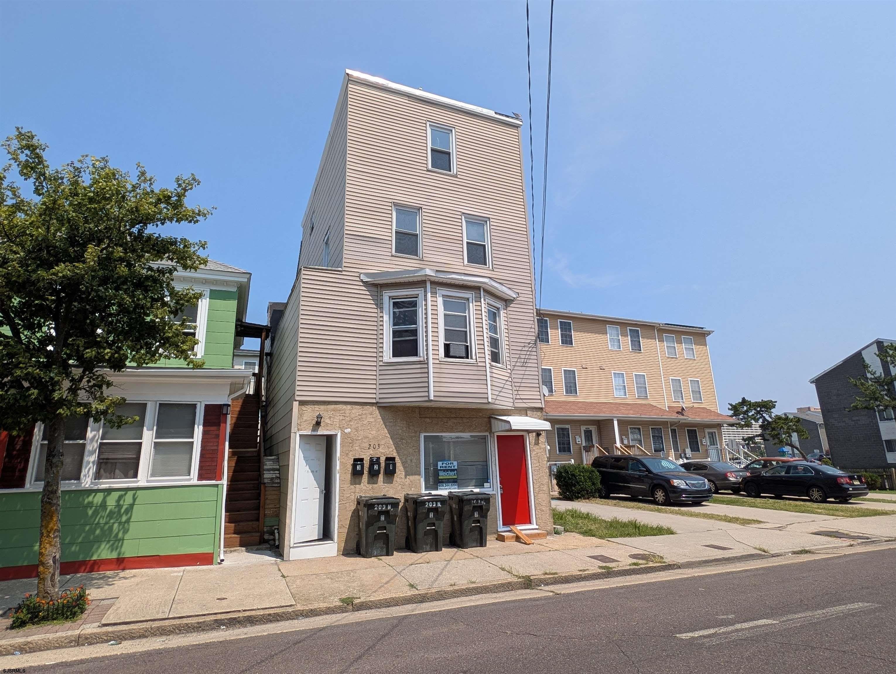 203 N S Carolina Ave – photo 2