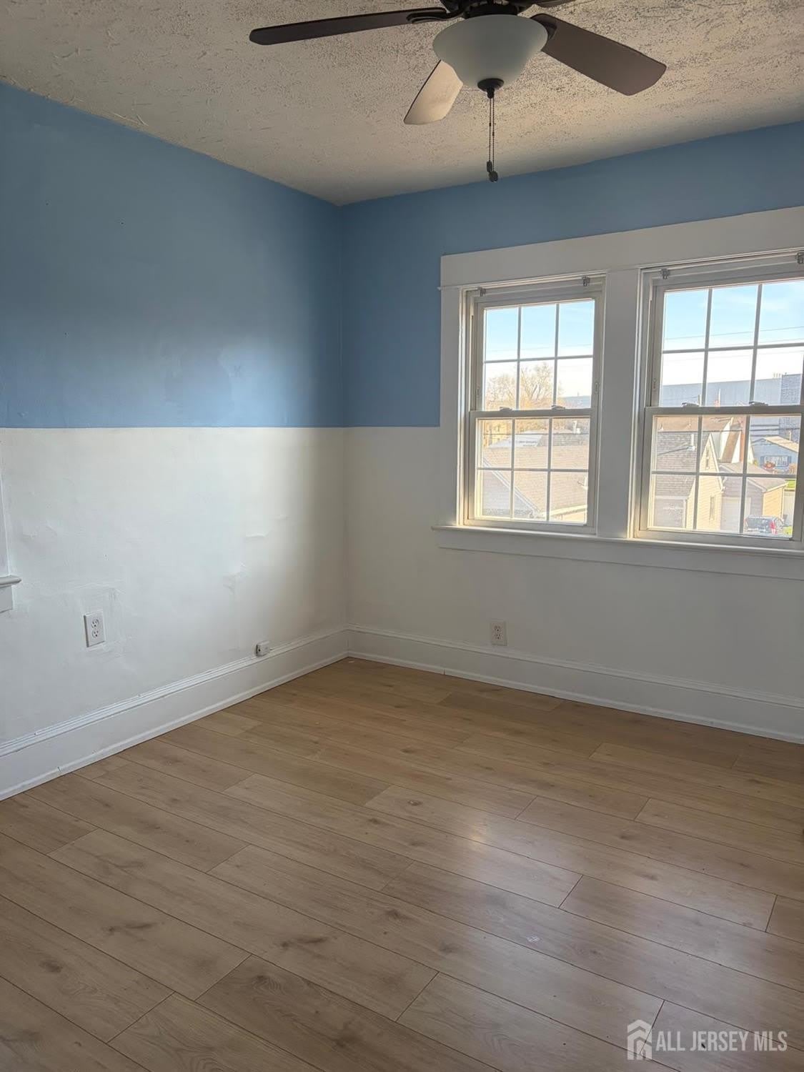 138 Luther Ave – photo 3