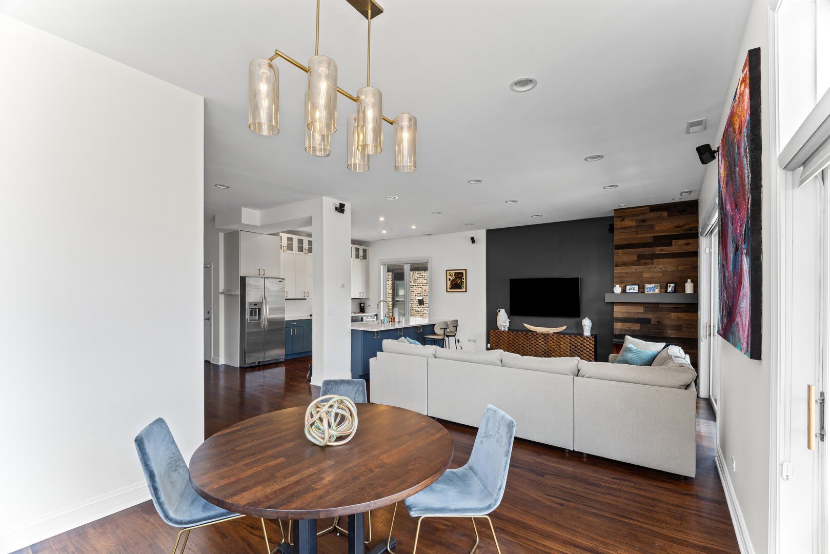 831 N Paulina Street – photo 5