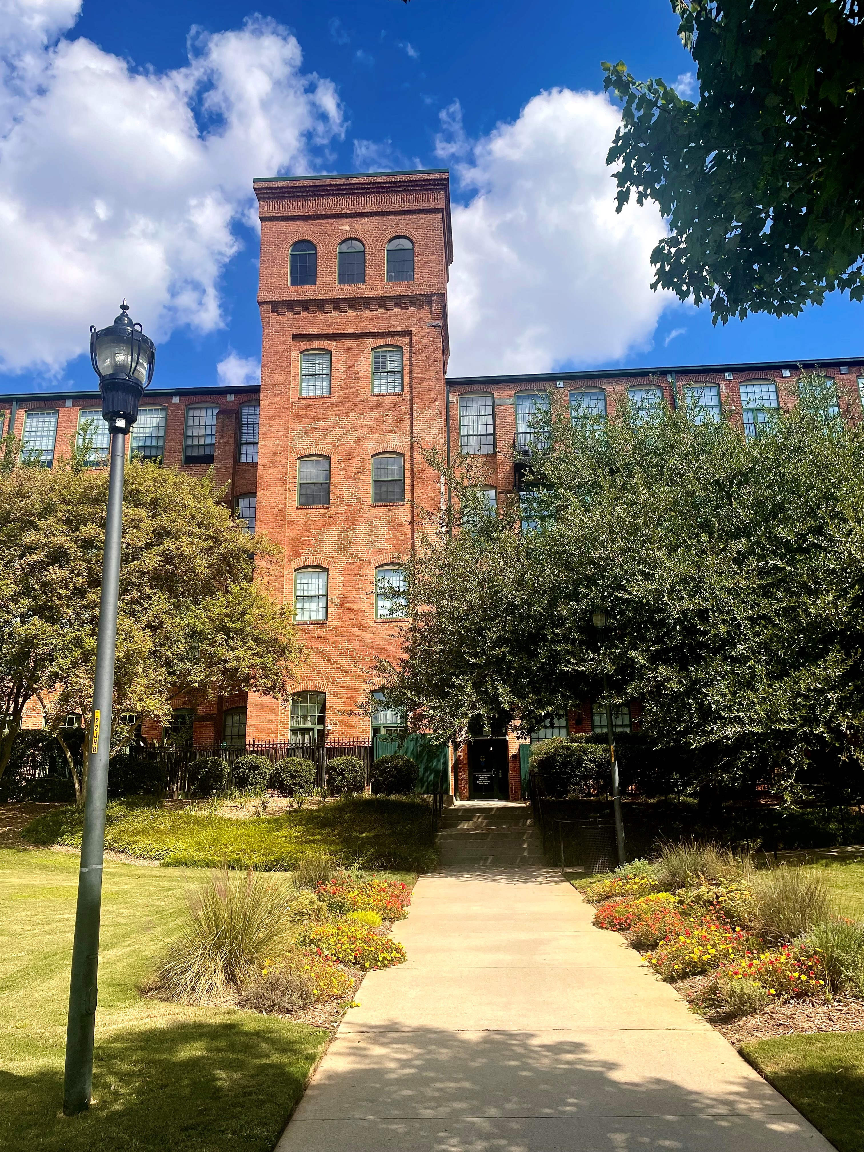 400 Mills Avenue – photo 4