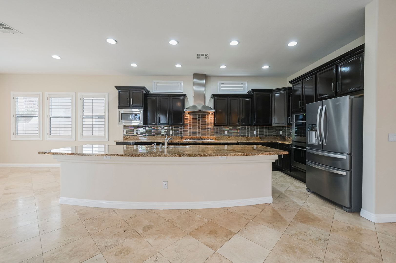 This Exquisite, 4 Bedroom Single Story Home Is Located In The Highly Desirable Red Rock Community. – photo 5