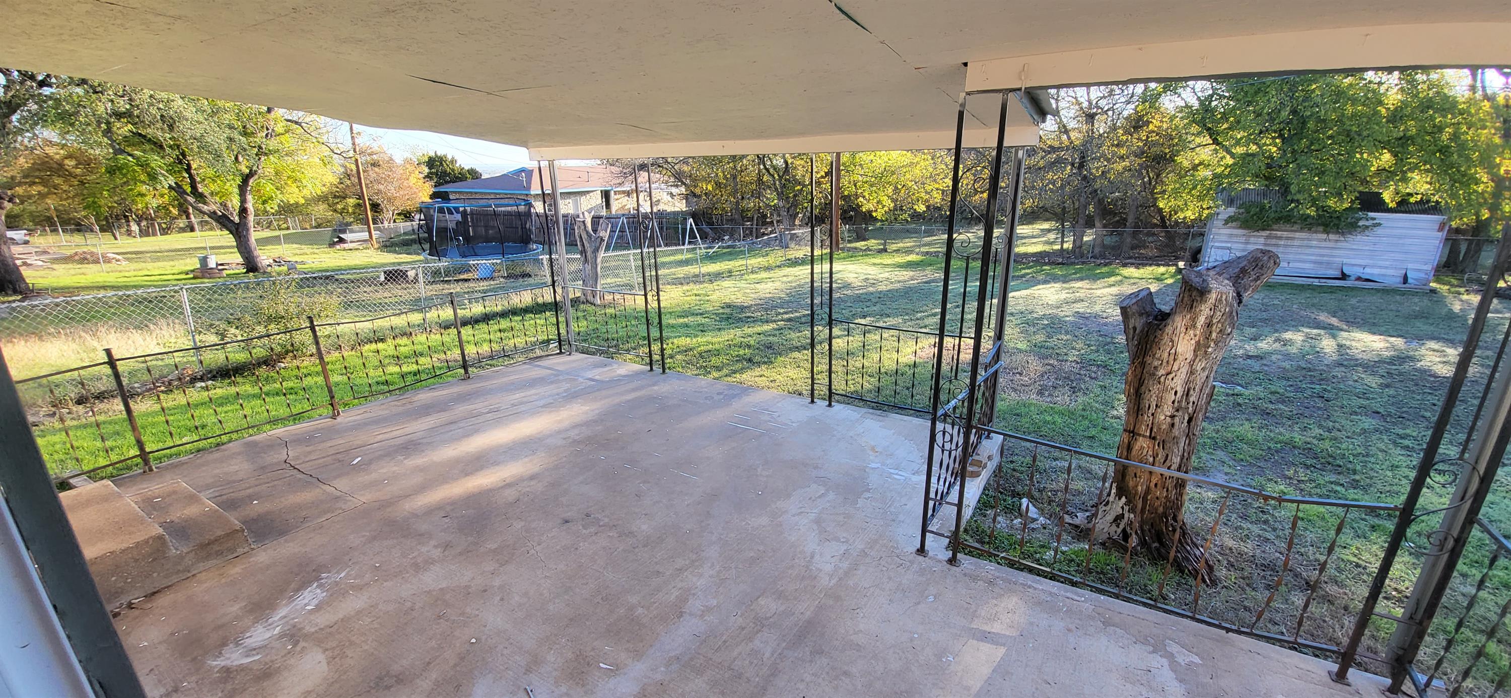 2305 Post Oak Avenue – photo 2