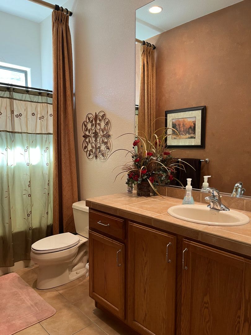 WINTER VACATION RENTAL-2 bedroom/2 bath – photo 5