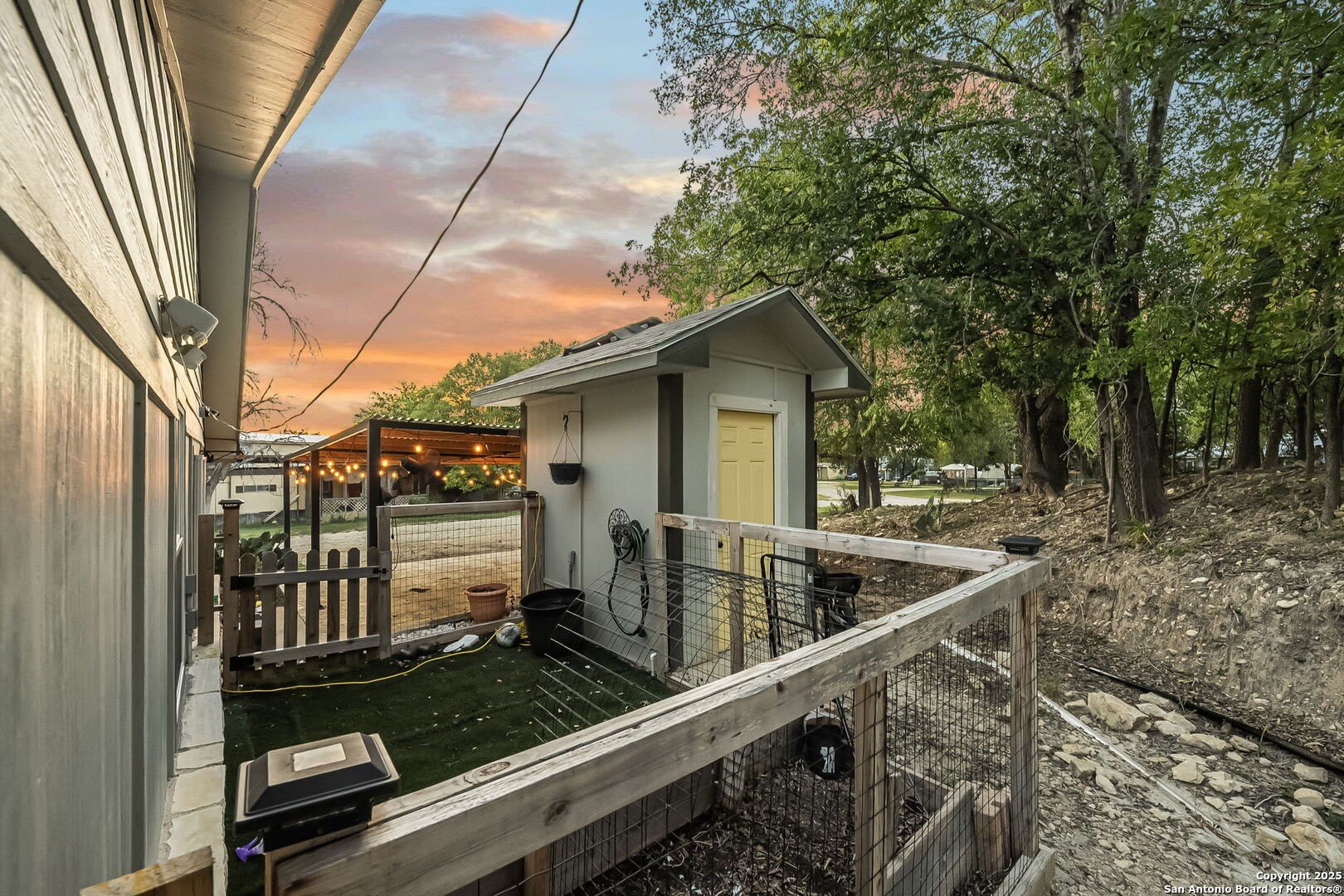 133 Alamo – photo 3