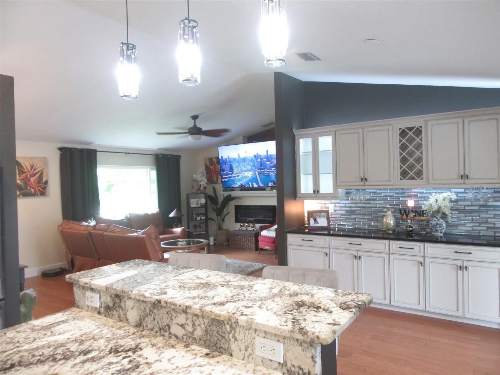4059 MICHEL TREE Street – photo 4