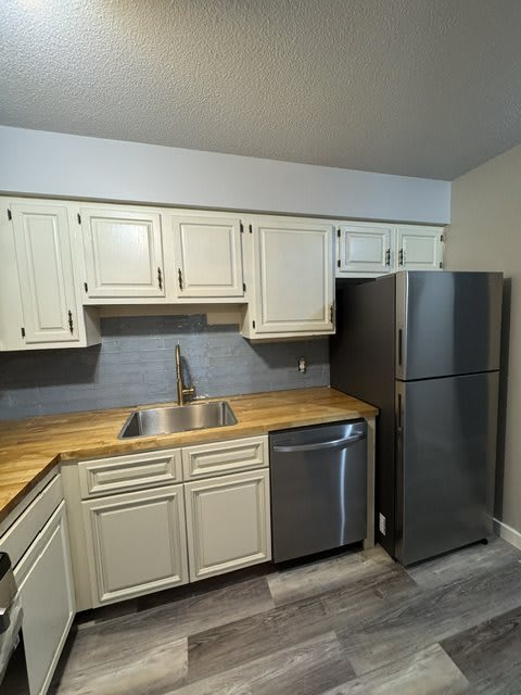209 North Ford Street – photo 2