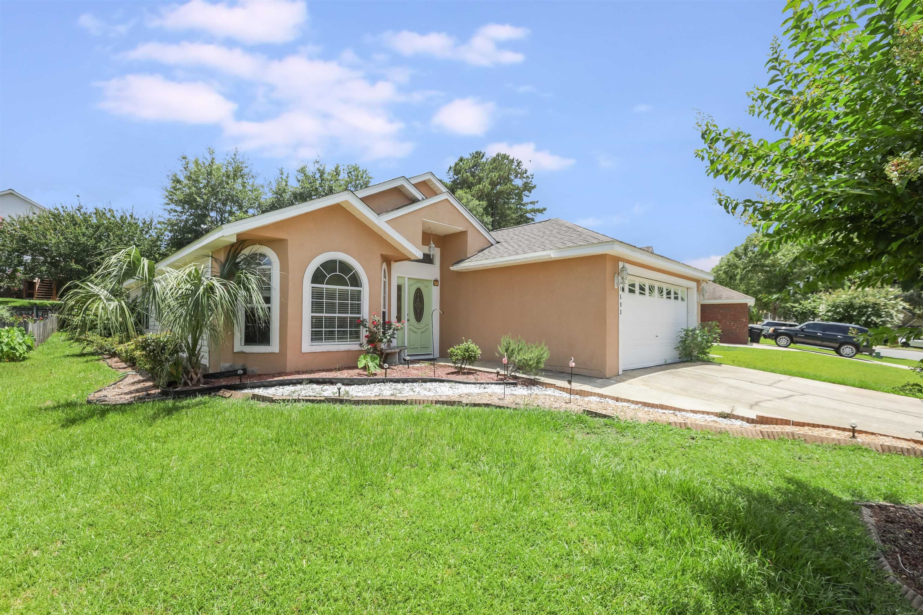 1583 Applewood Way – photo 4