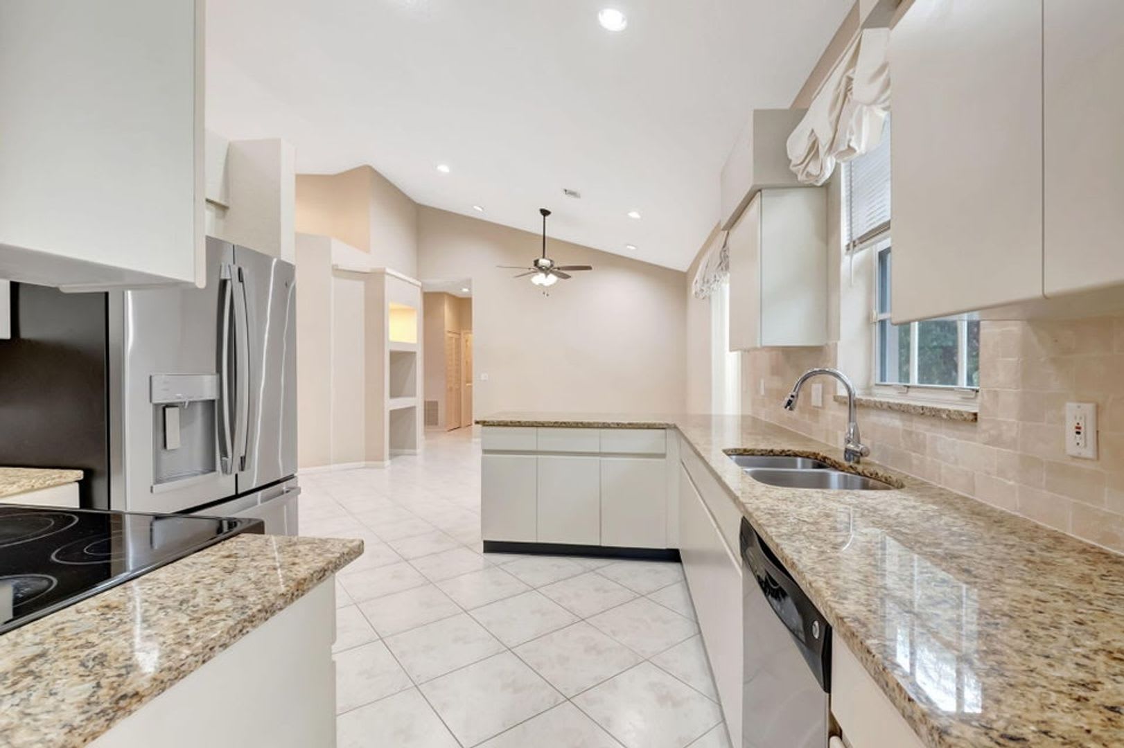 11081 Springbrook Circle, Boynton Beach (Unincorporated), FL 33437 – photo 5