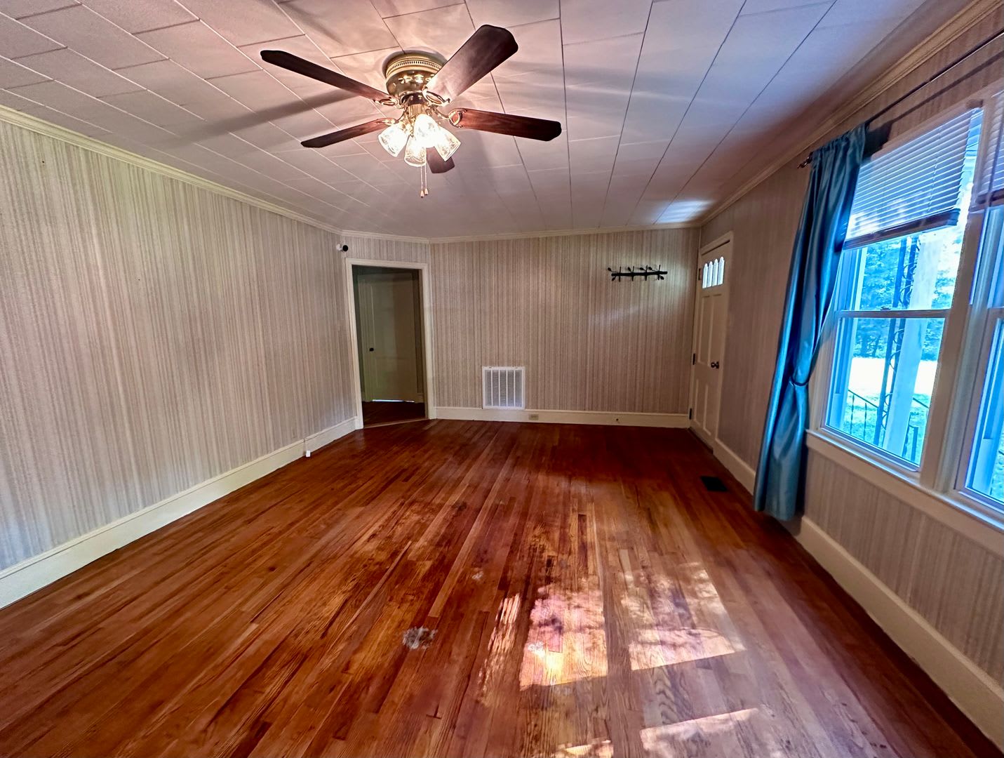 3 Bedroom House on One Acre of Land! – photo 4