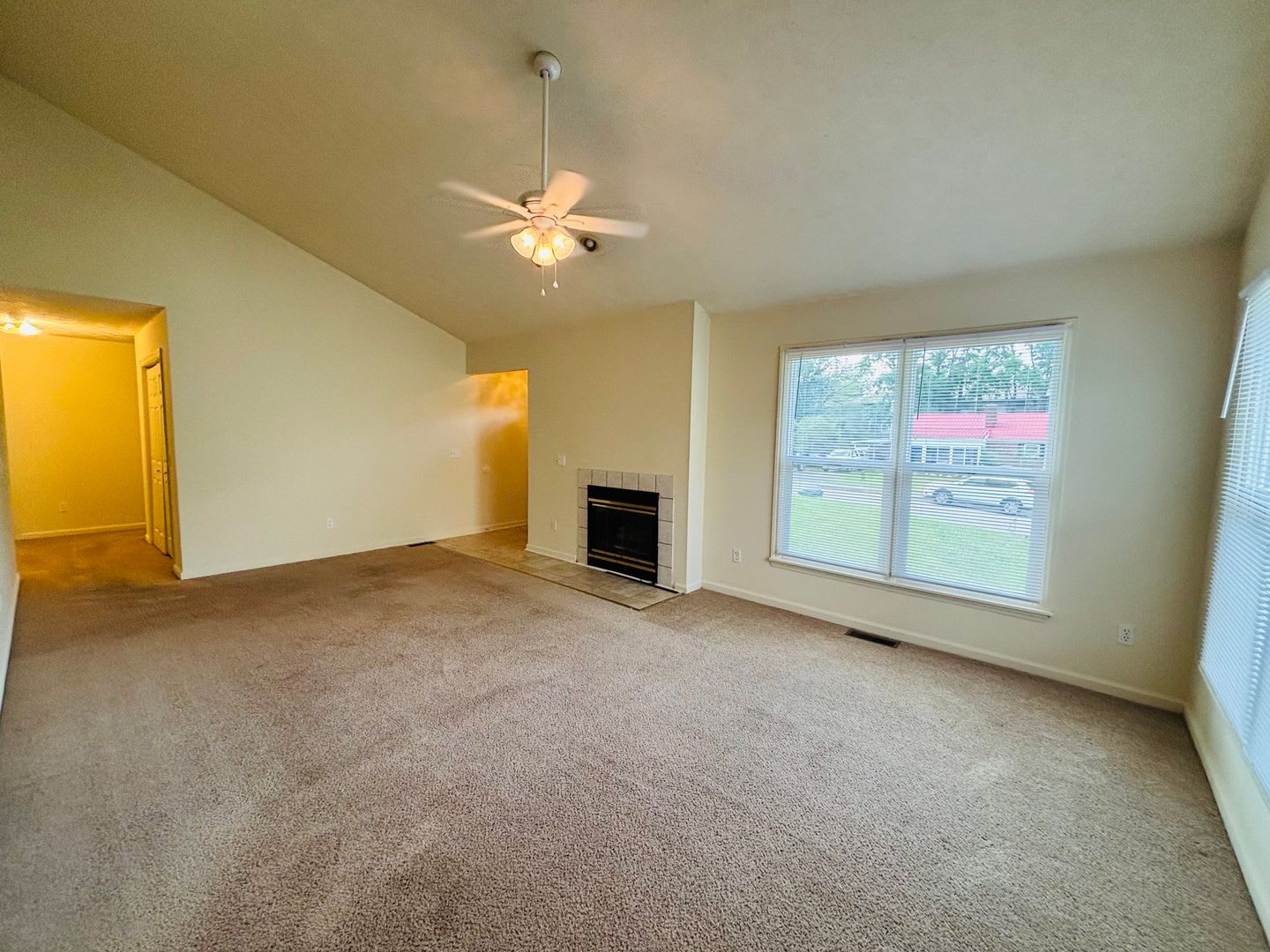3 Bedroom, 2 Bath House – photo 3