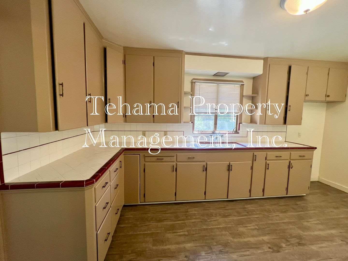 Adorable 2 bedroom 1 bathroom home in the Antelope School District – photo 5