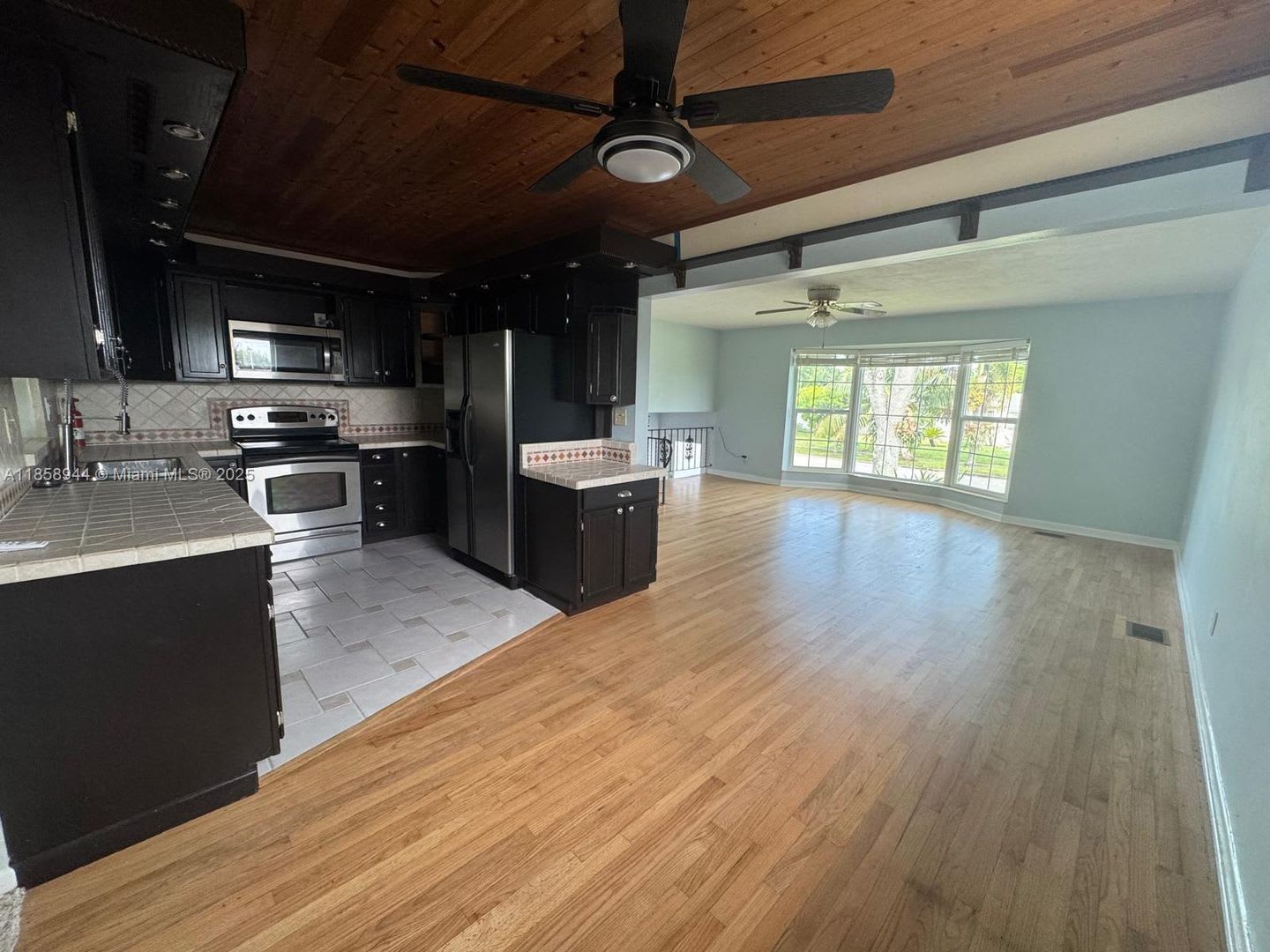 141 NW 72 Way A, Pembroke Pines, FL 33024 – photo 4