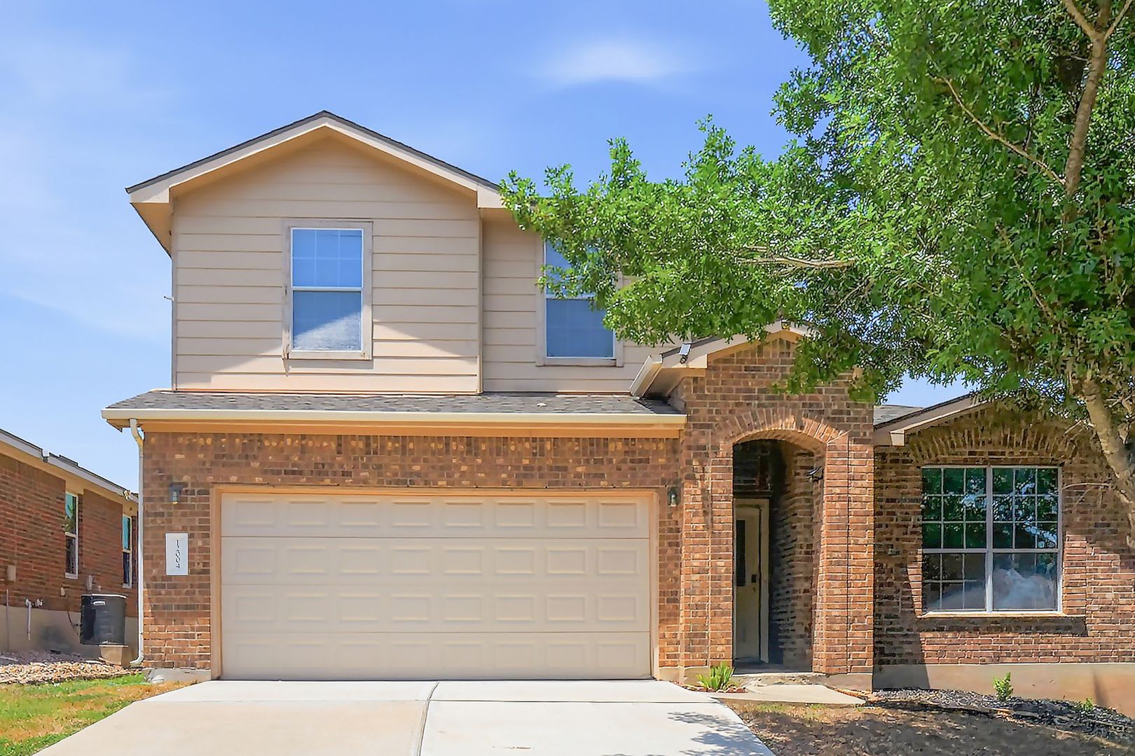 Amazing home ready to move in! – photo 1