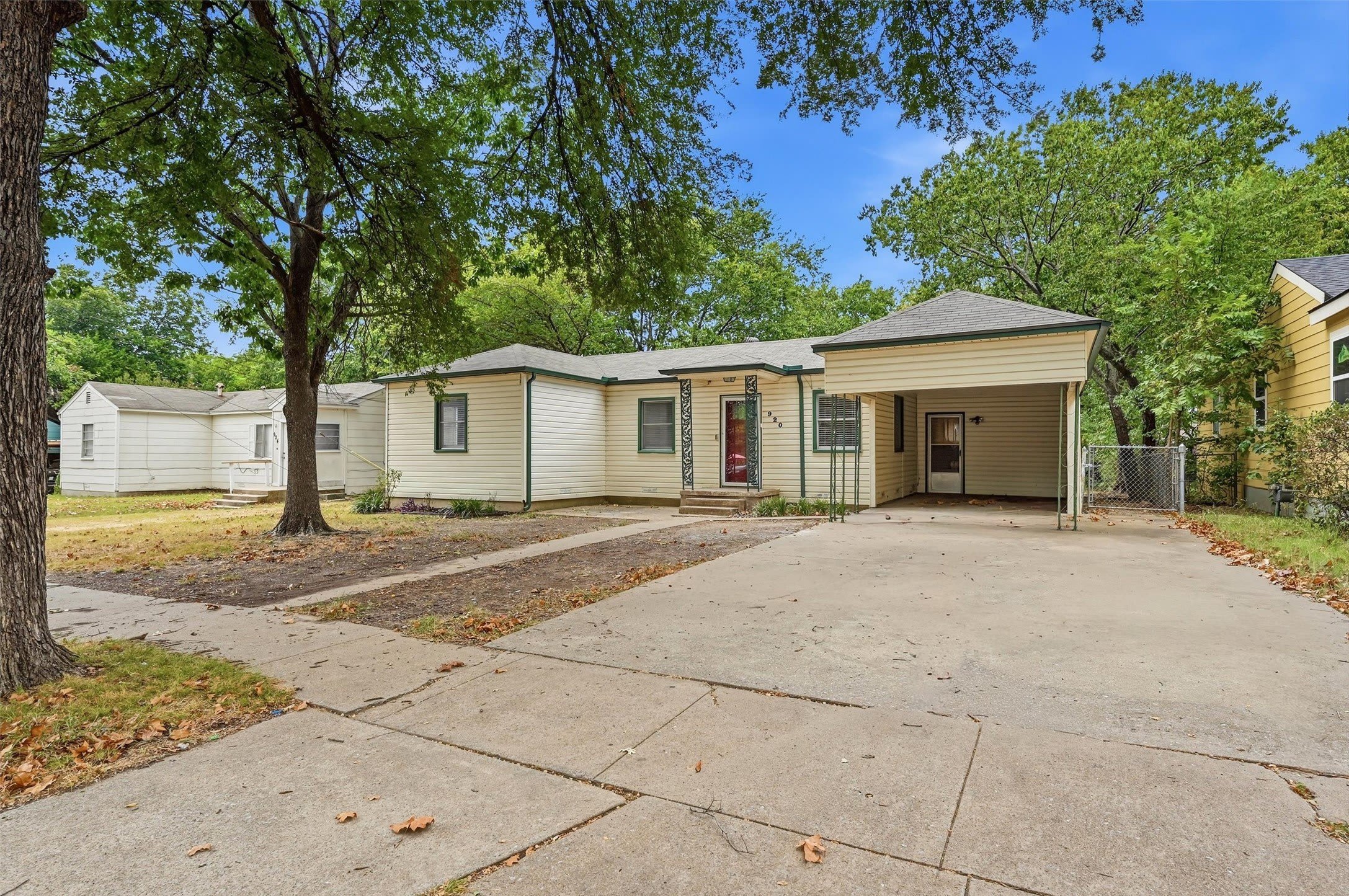 920 S Lee Avenue – photo 2