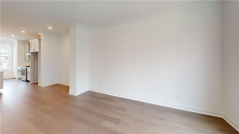 141 Basil Street – photo 4