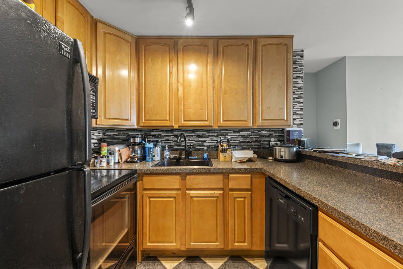 5820 Oakwood Drive – photo 3
