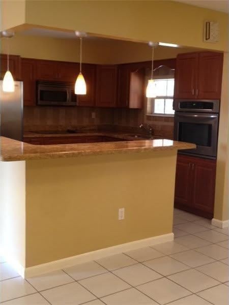 8841 Nw 14Th Street – photo 3